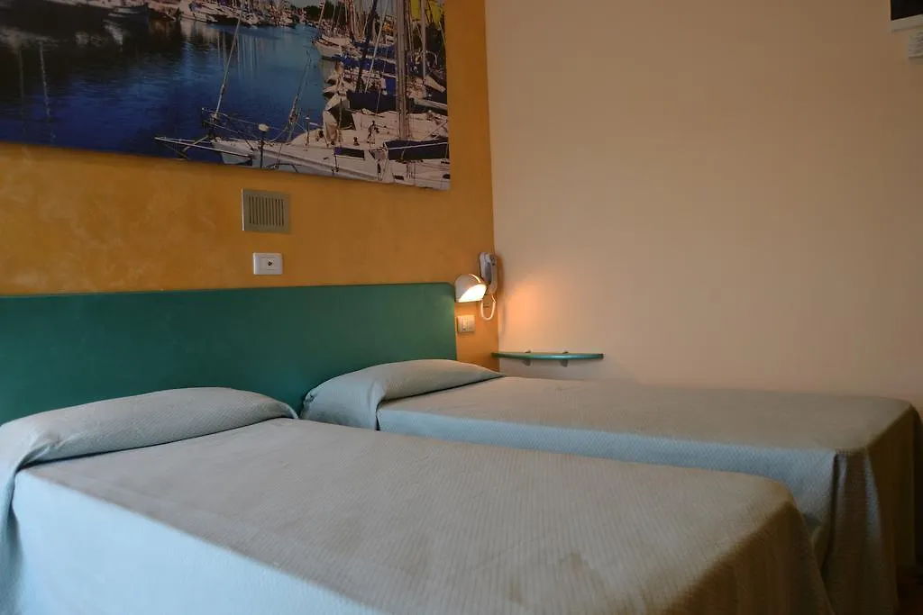 Hotel Marselli Rimini 3*,